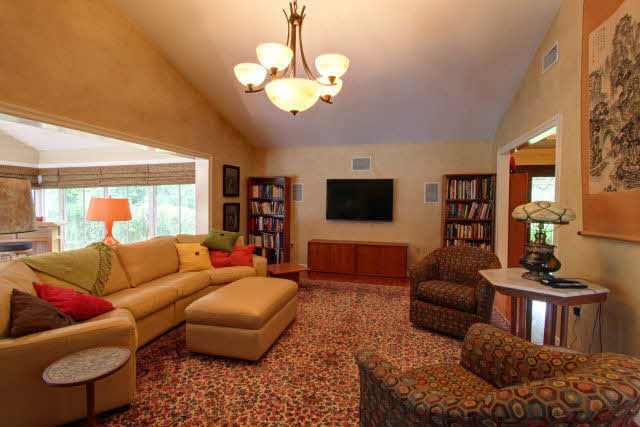 9075 Mosley Road Fairhope, AL 36532 - Photo 14 of 46 living room
