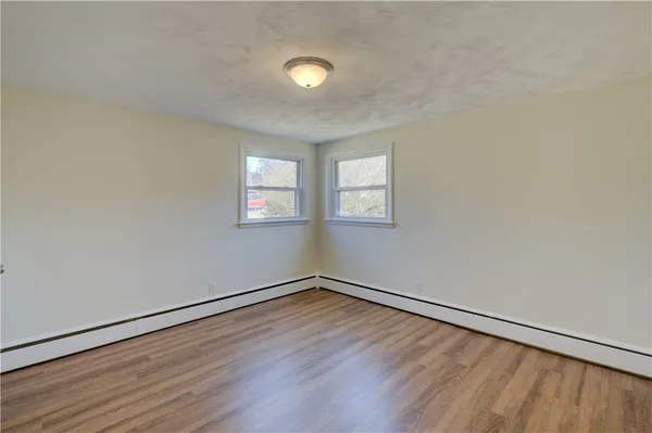 $3,000 | 140 Phillips Road, East Greenwich, RI 02818