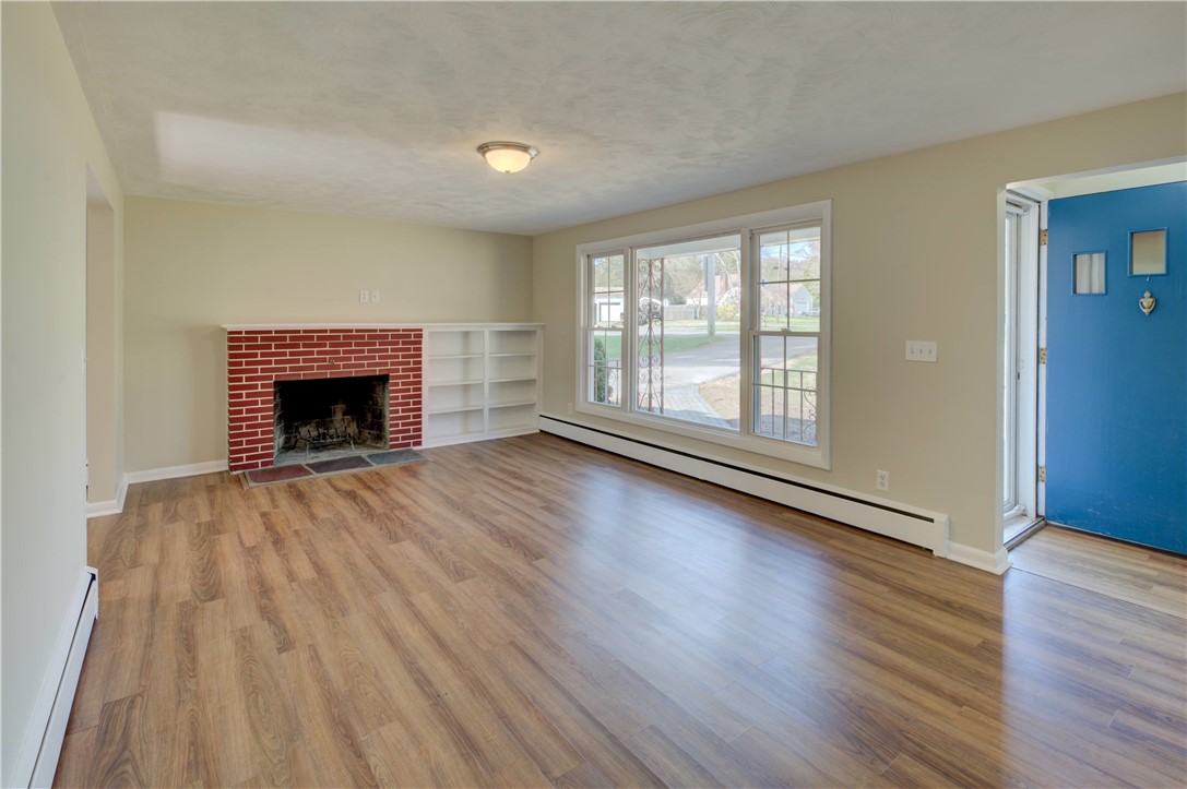 140 Phillips Road East Greenwich, RI 02818 - Photo 5 of 21