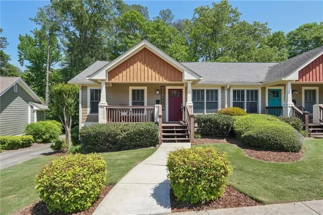 $335,000 | 734 Frasier Circle Southeast, Marietta, GA 30060