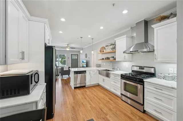 $335,000 | 734 Frasier Circle Southeast, Marietta, GA 30060