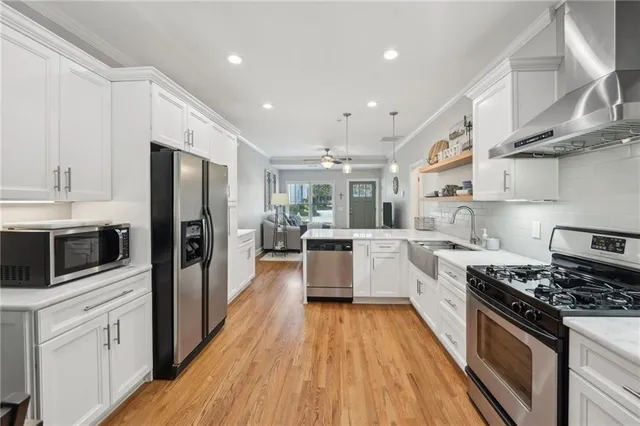 $335,000 | 734 Frasier Circle Southeast, Marietta, GA 30060