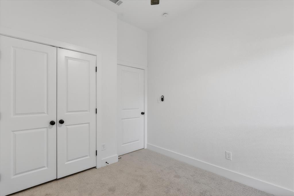 6021 Hartman Road Forest Hill, TX 76119 - Photo 22 of 27 a view of an empty room