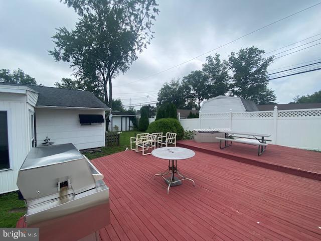 15 Gamewood Road Levittown, PA 19057 - Photo 17 of 21