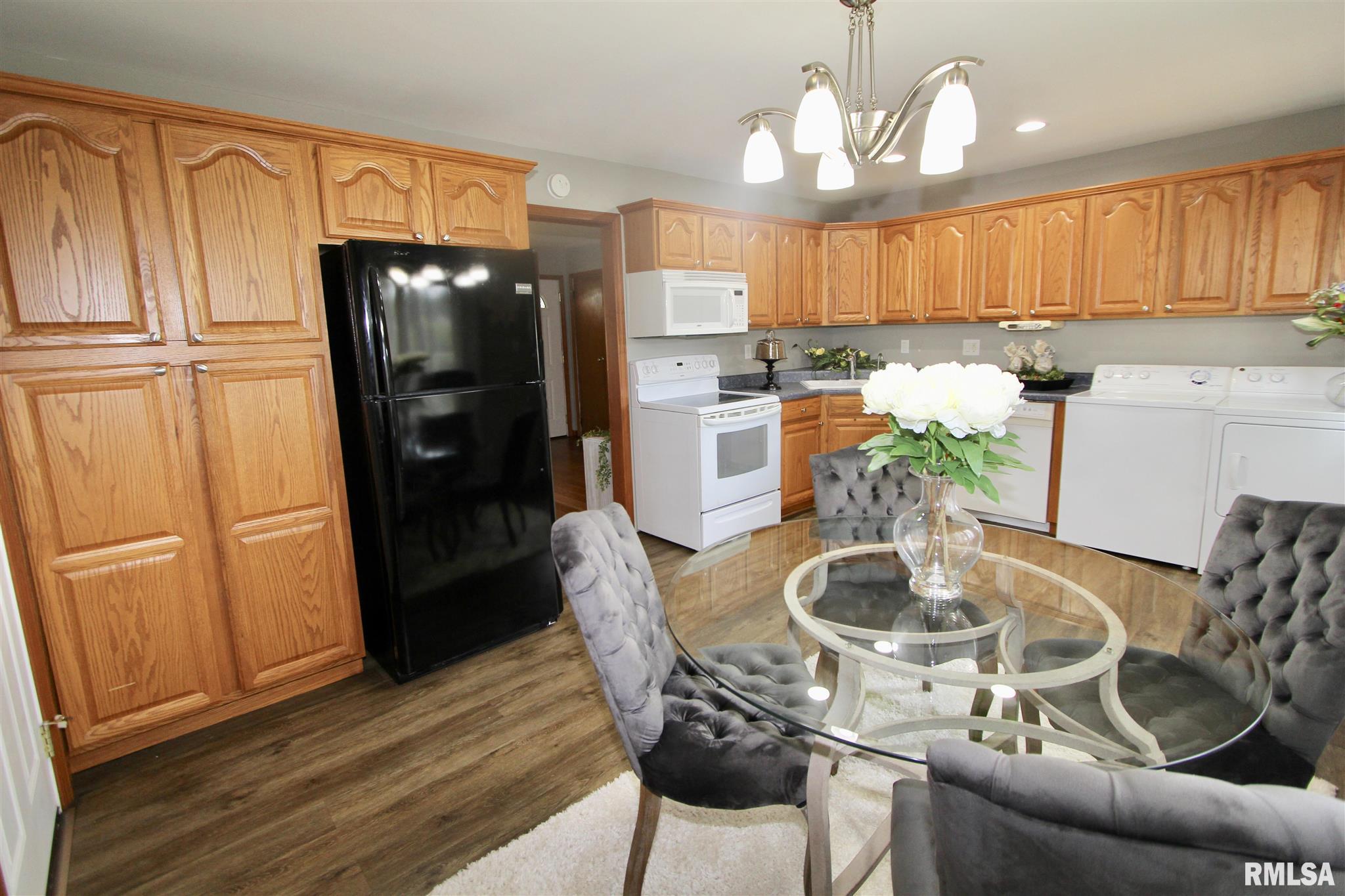 1105 Springfield Road East Peoria, IL 61611 - Photo 16 of 50 Gallery Image 16