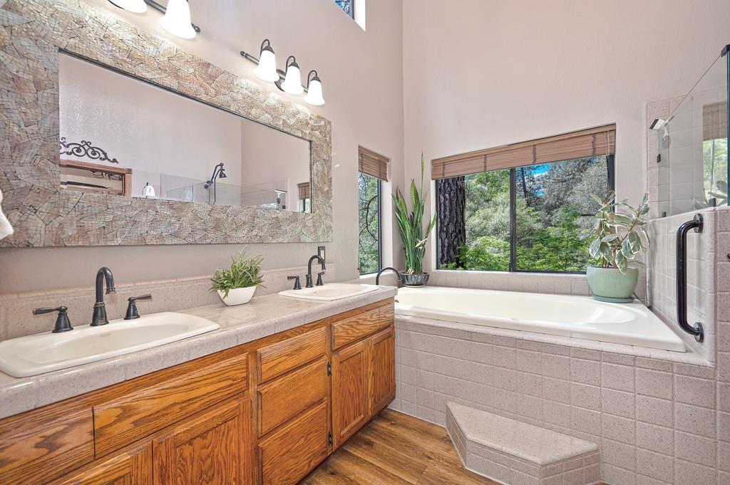 3971 Donner Trail Placerville, CA 95667 - Photo 32 of 78