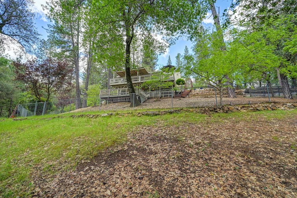 3971 Donner Trail Placerville, CA 95667 - Photo 68 of 78 a view of a backyard with trees