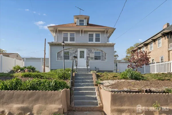 $569,900 | 109 East 6th Avenue, Roselle, NJ 07203