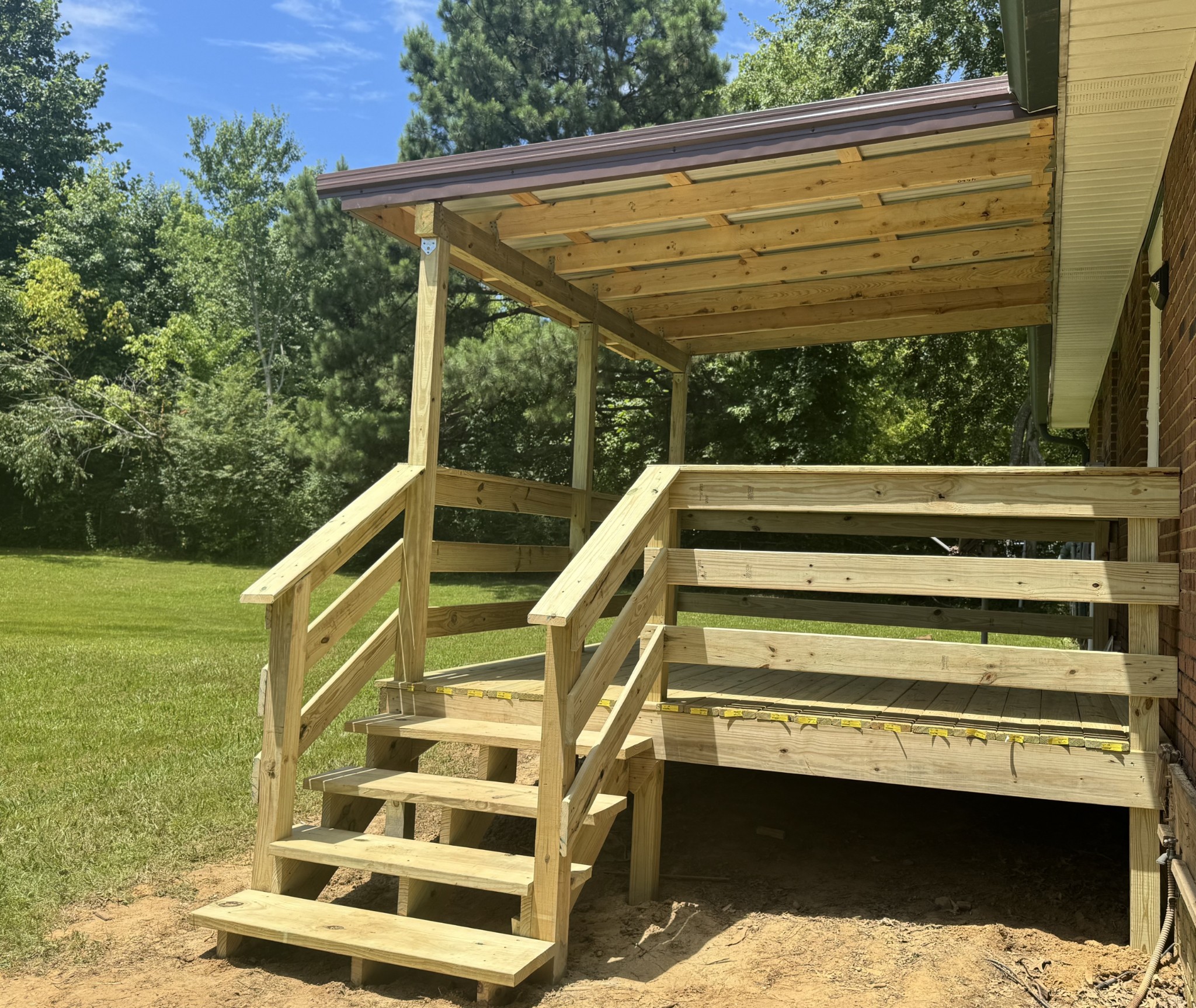 4660 Dover Road Indian Mound, TN 37079 - Photo 25 of 30 a view of a balcony with a table and chairs