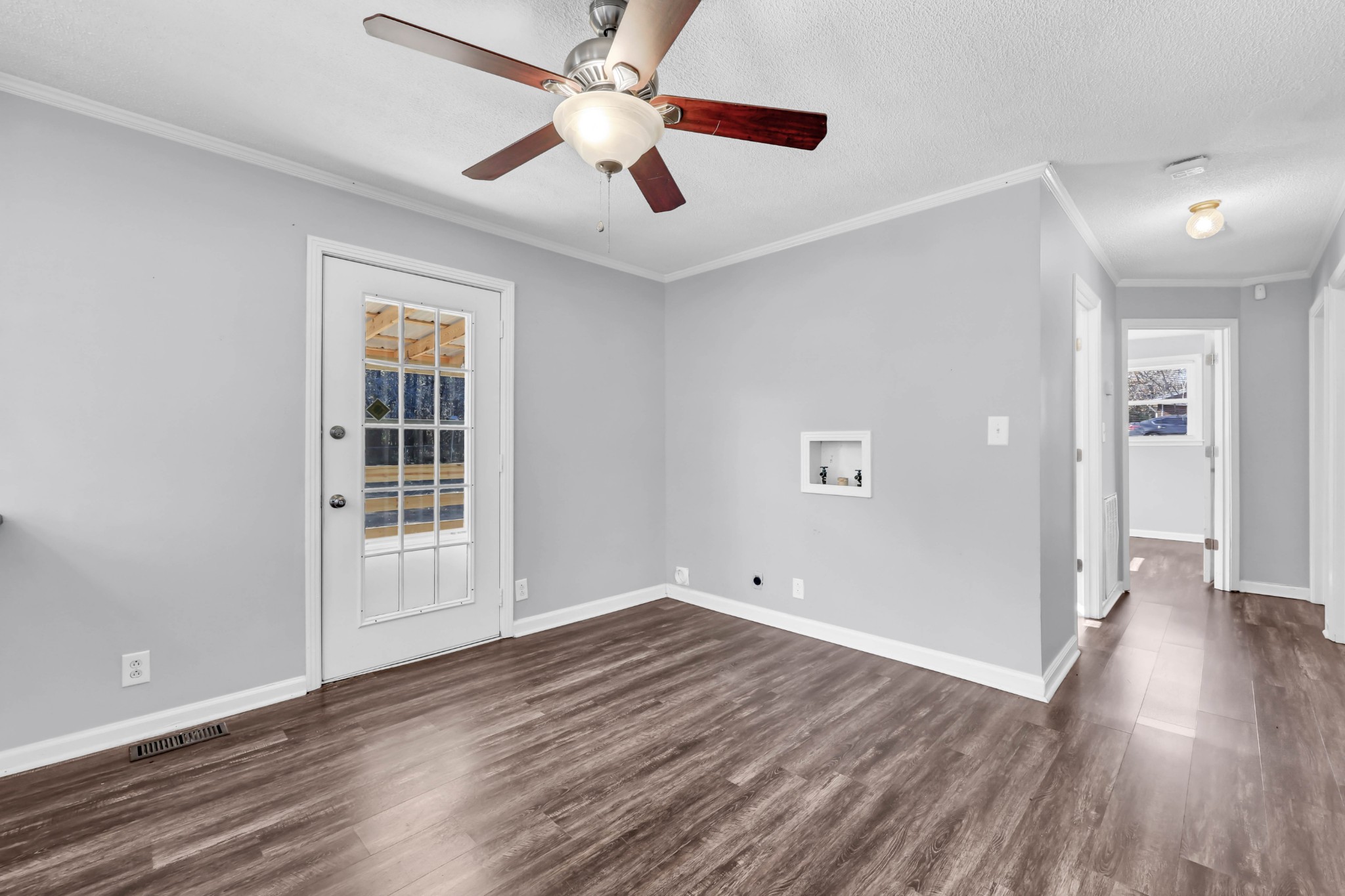 4660 Dover Road Indian Mound, TN 37079 - Photo 7 of 30 wooden floor in an empty room with a window