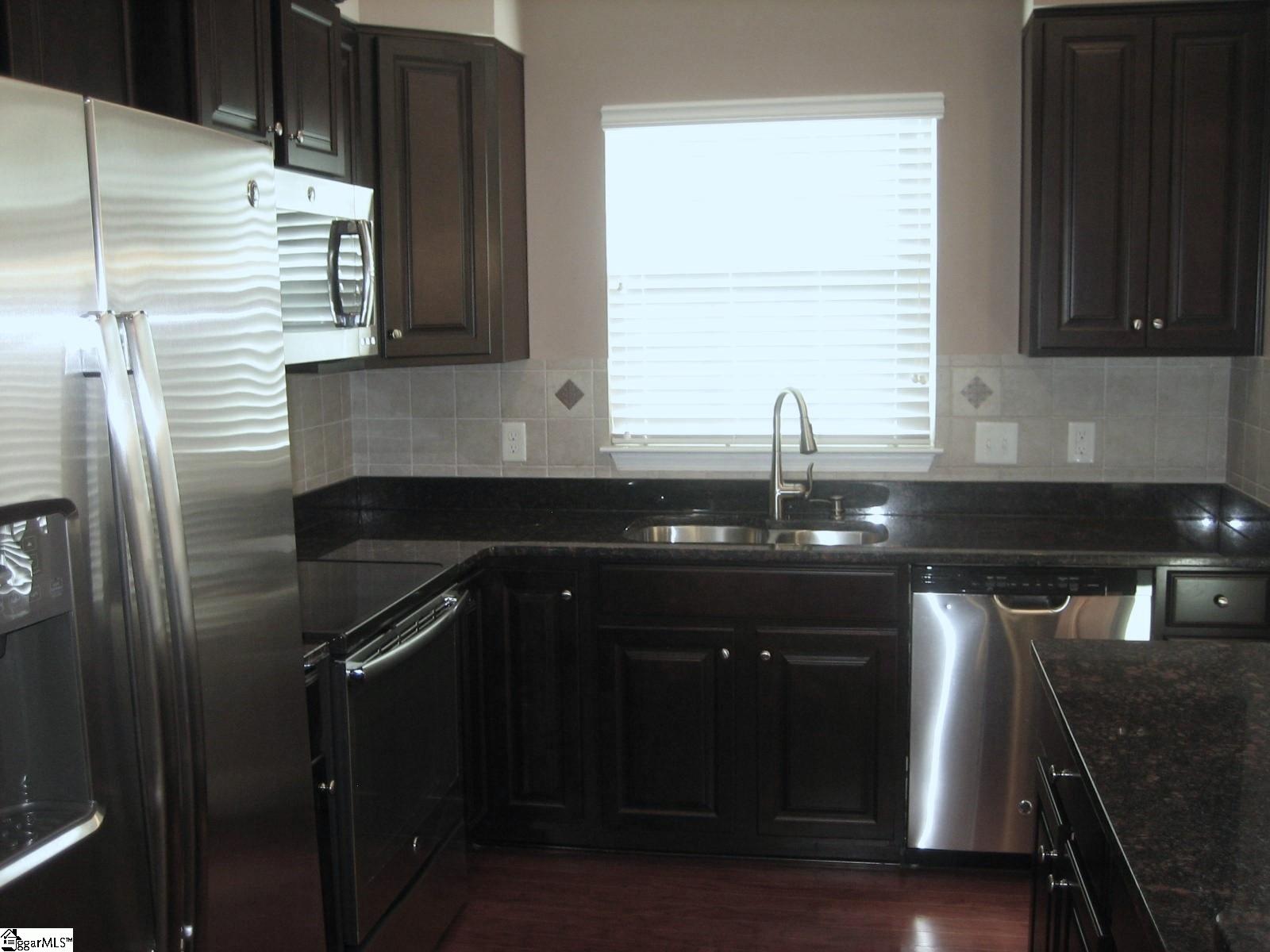 120 Awendaw Way Greenville, SC 29607 - Photo 8 of 17 Gallery Image 8