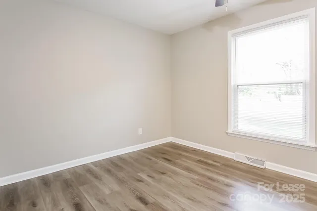 $1,570 | 5520 The Plaza, Charlotte, NC 28215