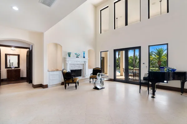 $3,599,900 | 4052 East Ridgeview Drive, Davie, FL 33330
