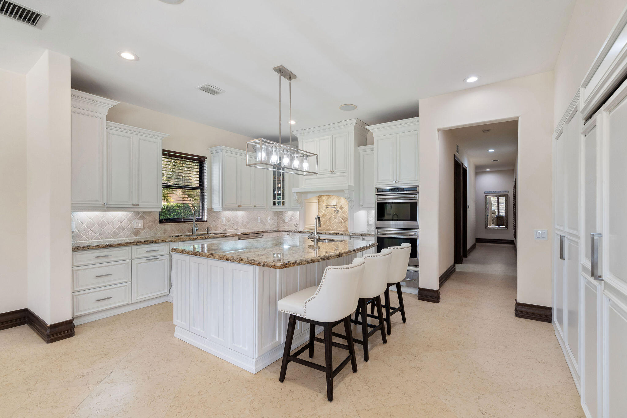 4052 East Ridgeview Drive Davie, FL 33330 - Photo 20 of 78 DSC08467