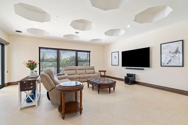 $3,599,900 | 4052 East Ridgeview Drive, Davie, FL 33330