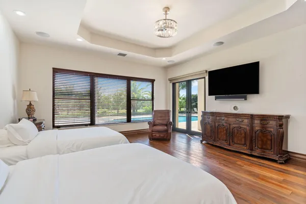 $3,599,900 | 4052 East Ridgeview Drive, Davie, FL 33330