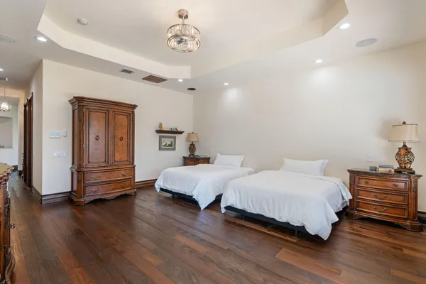 $3,599,900 | 4052 East Ridgeview Drive, Davie, FL 33330