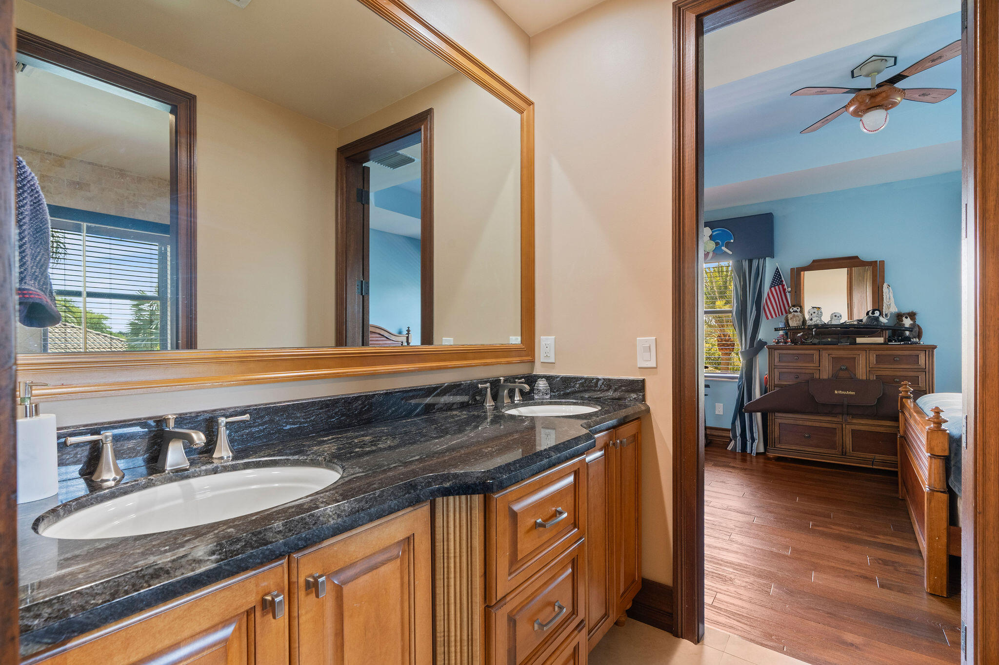 4052 East Ridgeview Drive Davie, FL 33330 - Photo 52 of 78 DSC08747