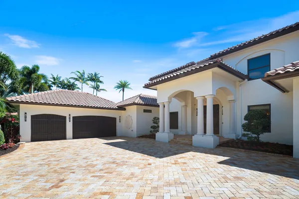 $3,599,900 | 4052 East Ridgeview Drive, Davie, FL 33330