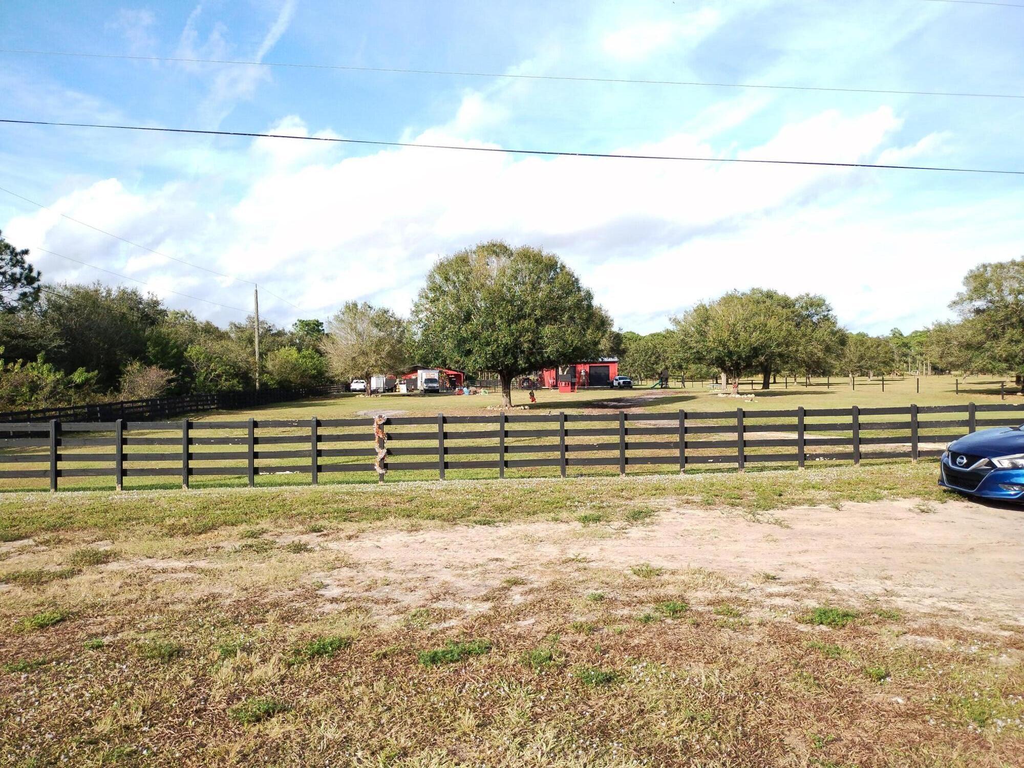 635 North Ffa Road Fort Pierce, FL 34945 - Photo 10 of 12 14