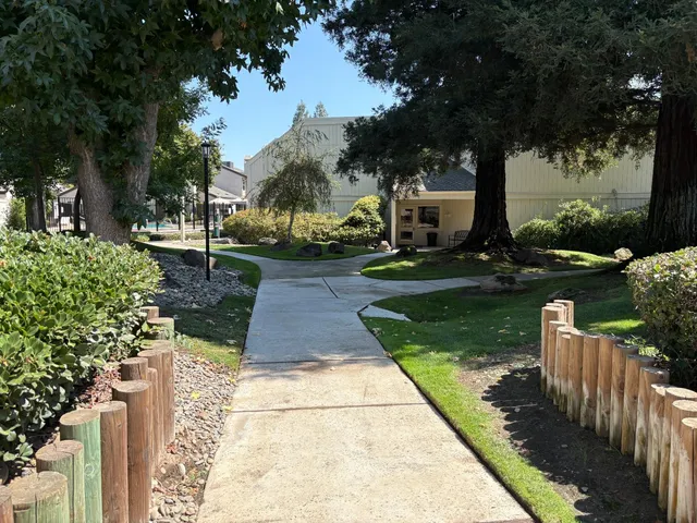 $309,950 | 1108 Cedar Creek Drive, Unit 4, Modesto, CA 95355