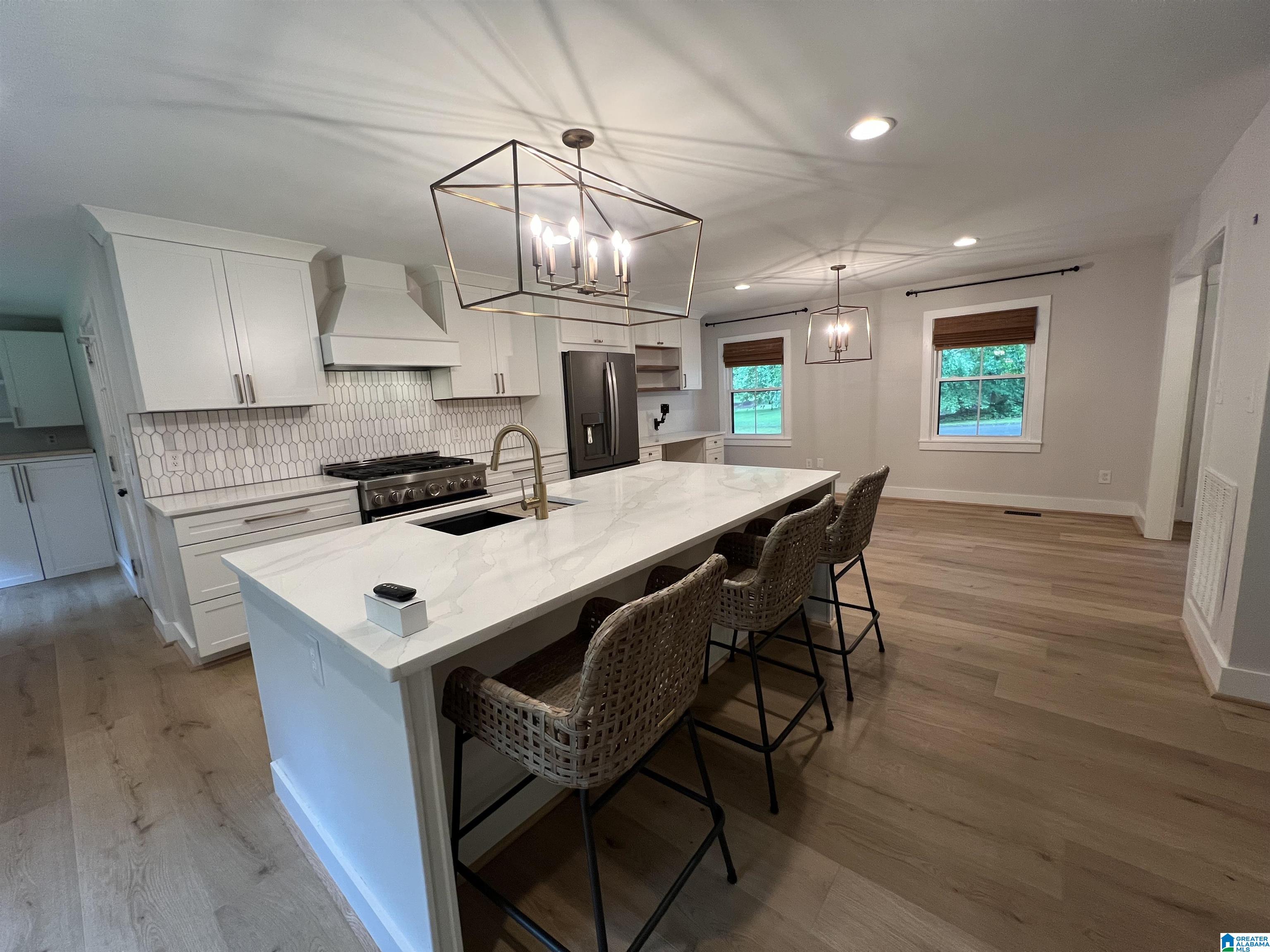 6548 Priscilla Street Leeds, AL 35094 - Photo 2 of 14