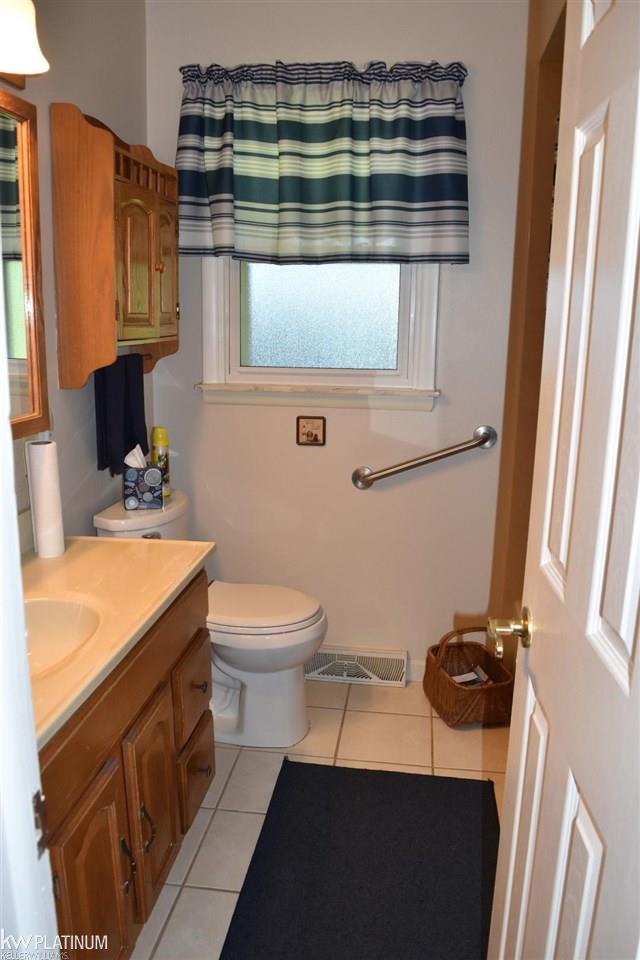 4197 Lubahn Road Casco, MI 48064 - Photo 38 of 52 50080200-37.JPG
