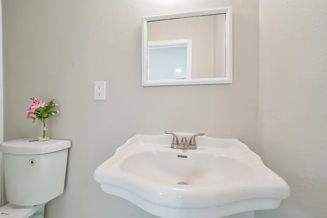 $204,000 | 538 Pecan Street, South Houston, TX 77587