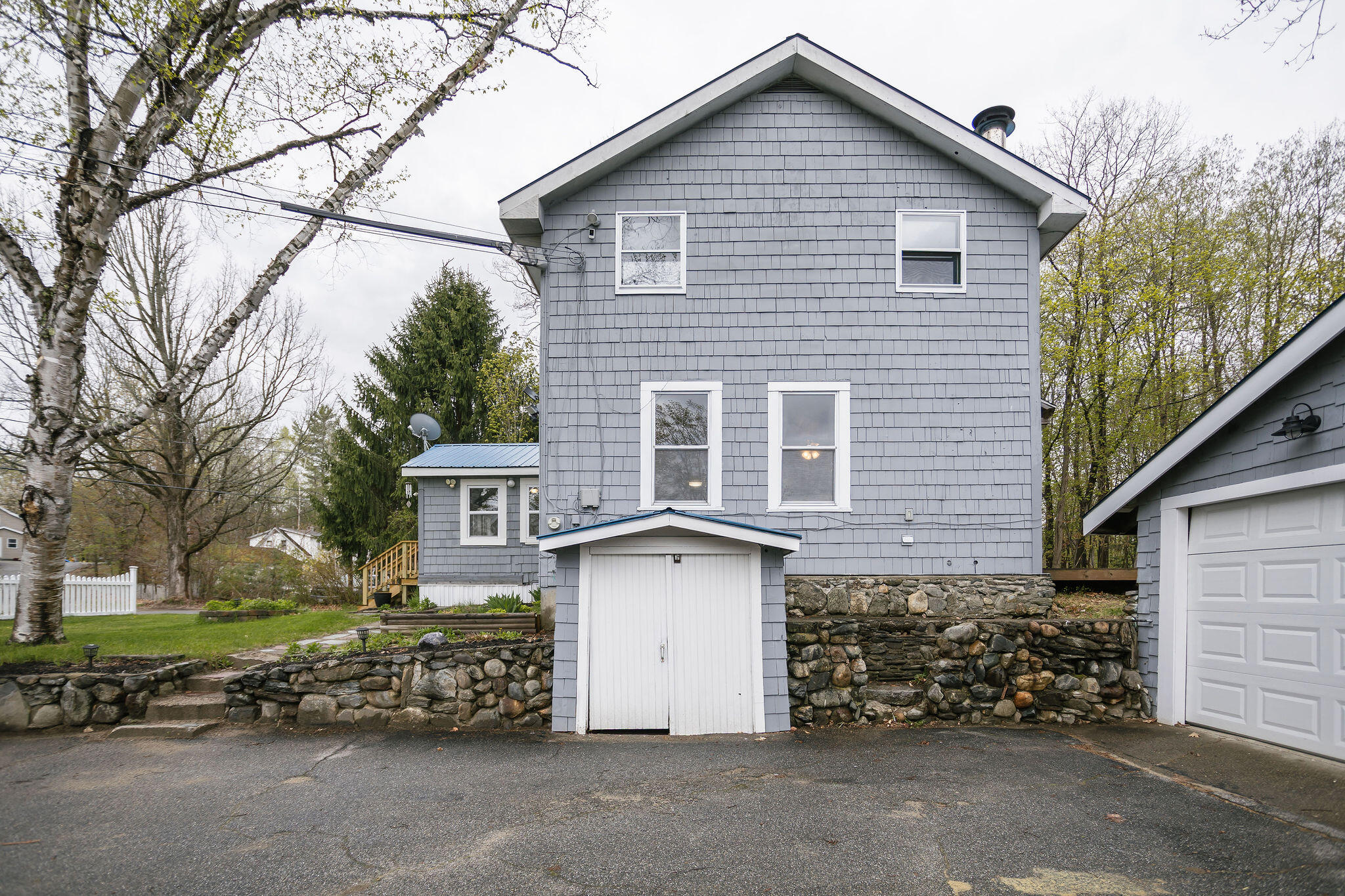 38 Birch Street Wilton, ME 04294 - Photo 4 of 37 taylor-kaminsky-photo-25