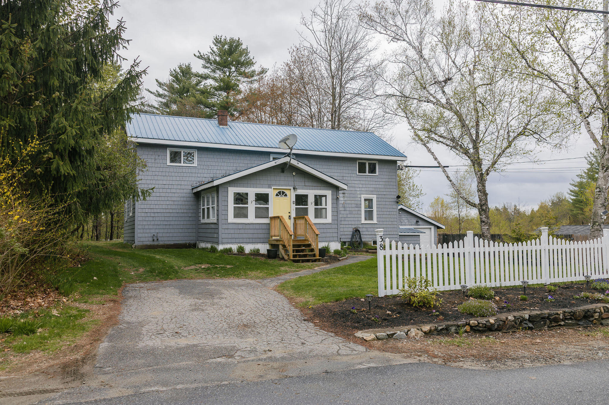 38 Birch Street Wilton, ME 04294 - Photo 7 of 37 taylor-kaminsky-photo-4