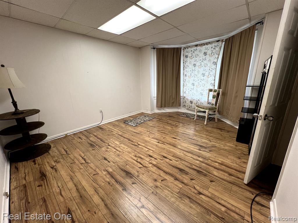 305 East Grand River Road, Unit 1 Brighton, MI 48116 - Photo 4 of 11