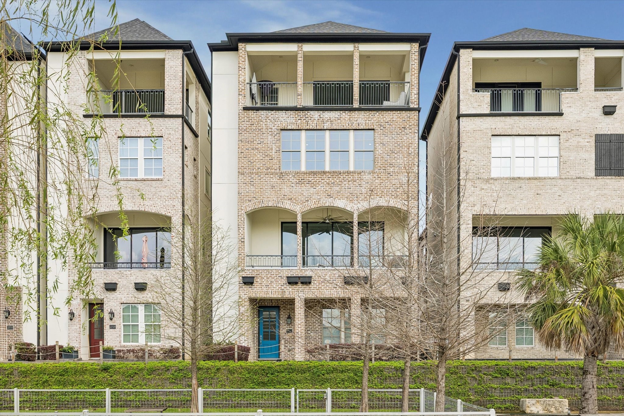 2727 Maxroy Street Houston, TX 77007 - Photo 1 of 46 Beautiful 4-story home in Cottage Grove's gated community.