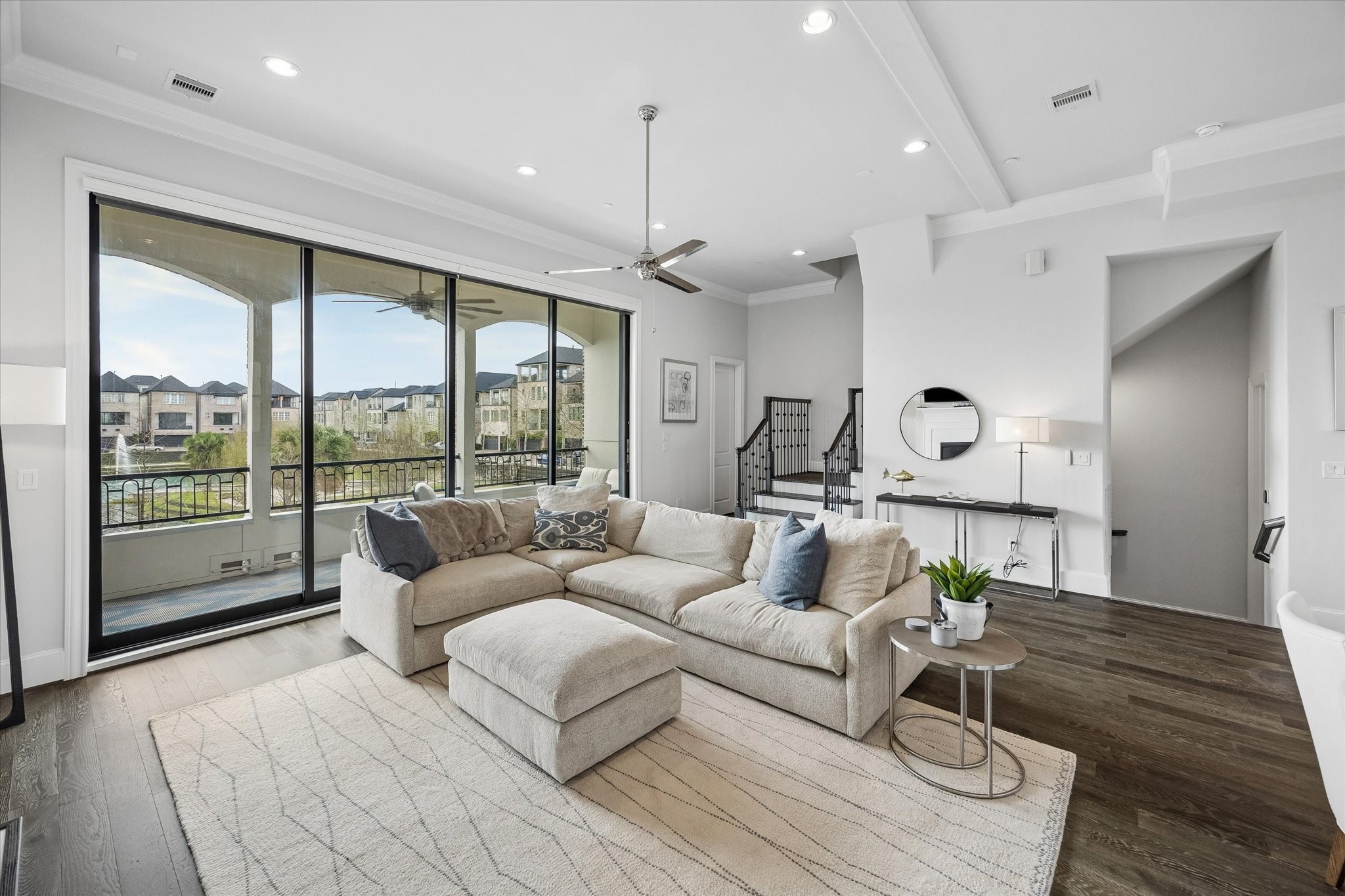 2727 Maxroy Street Houston, TX 77007 - Photo 13 of 46 a living room with furniture and a large window