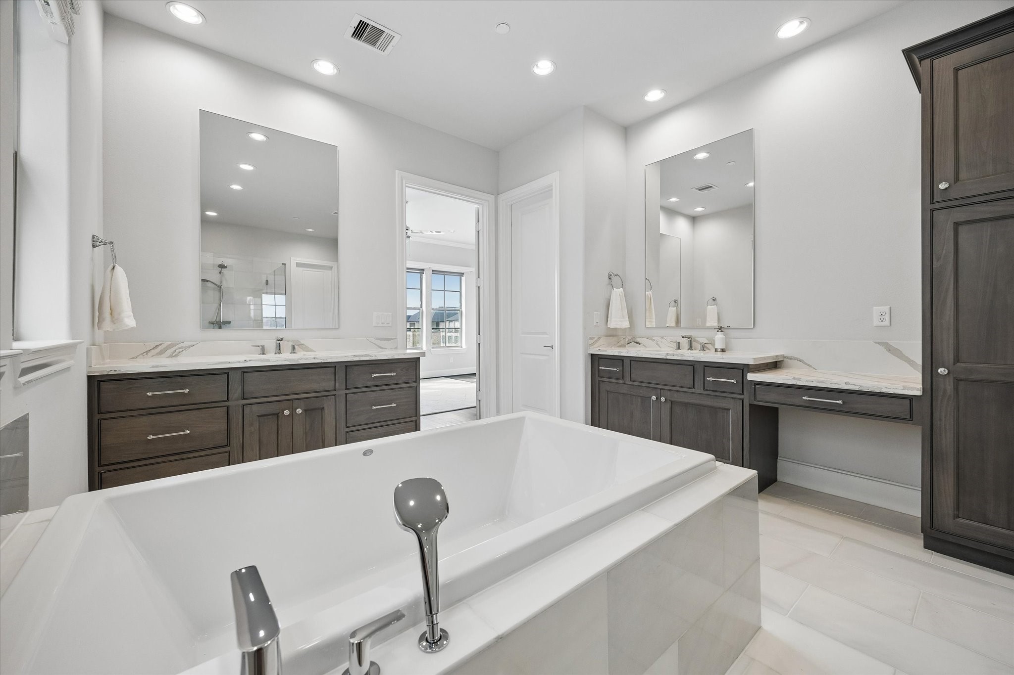 2727 Maxroy Street Houston, TX 77007 - Photo 24 of 46