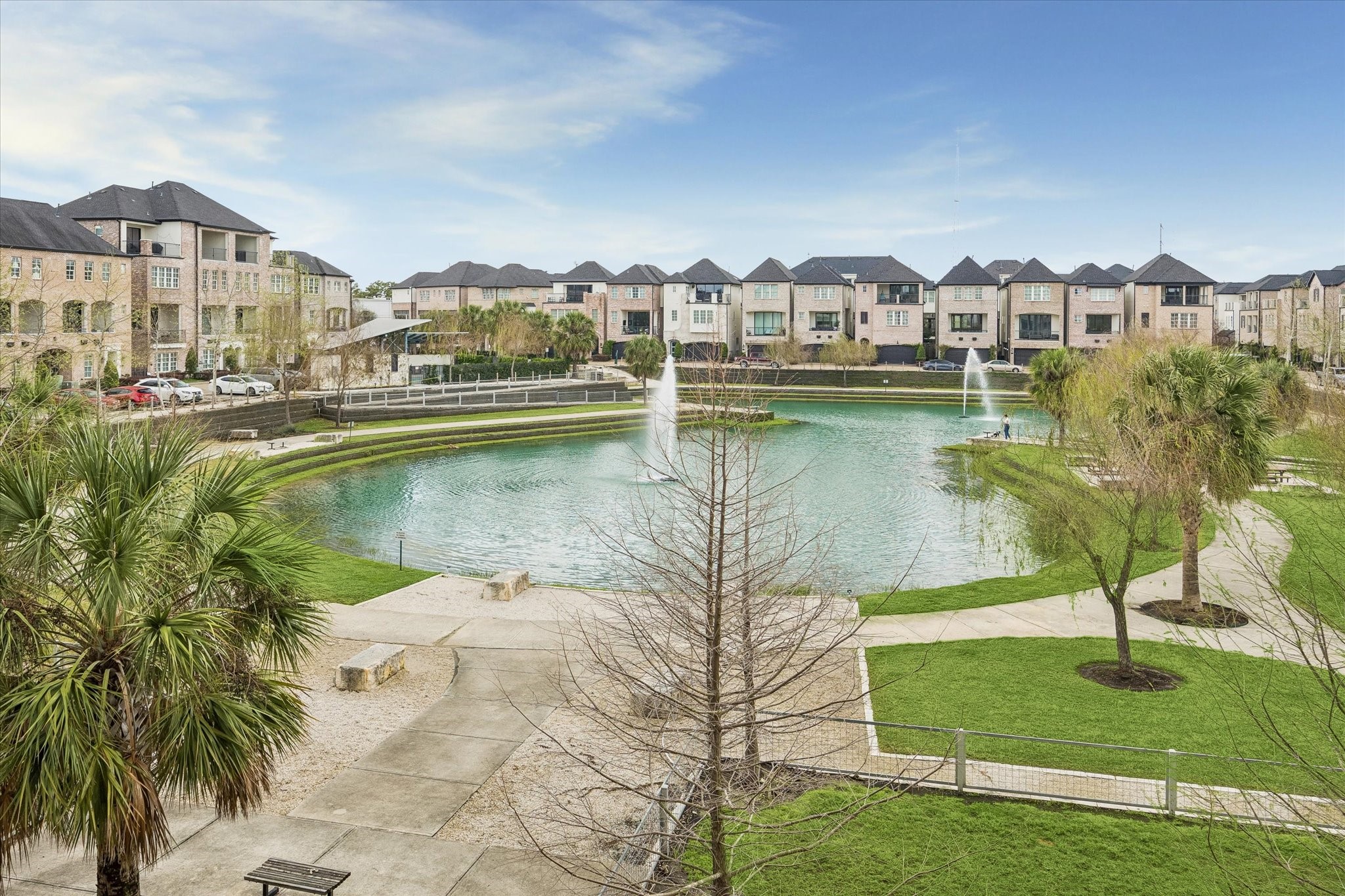 2727 Maxroy Street Houston, TX 77007 - Photo 40 of 46 Two dog park areas adjacent to the water.