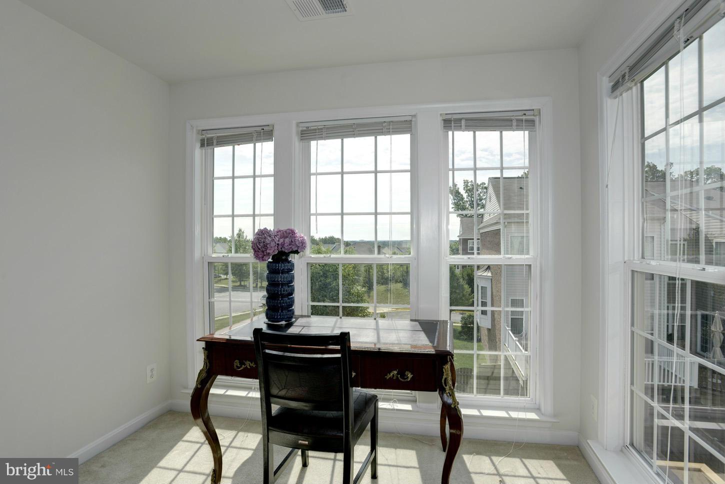 8933 Singleleaf Circle Lorton, VA 22079 - Photo 12 of 30 Bedroom (Master)