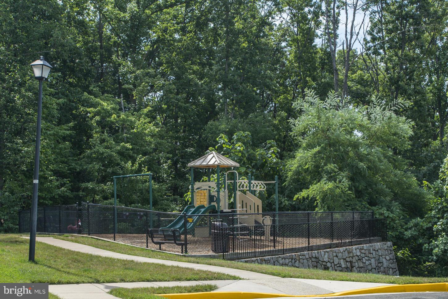 8933 Singleleaf Circle Lorton, VA 22079 - Photo 25 of 30 Community