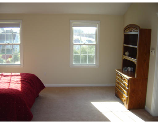 16 Old Upton Road Grafton, MA 01519 - Photo 13 of 30 Gallery Image 13