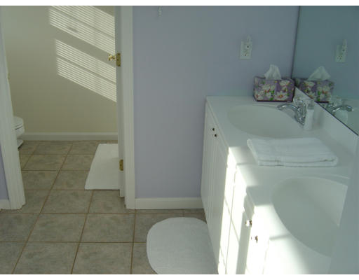 16 Old Upton Road Grafton, MA 01519 - Photo 15 of 30 Gallery Image 15