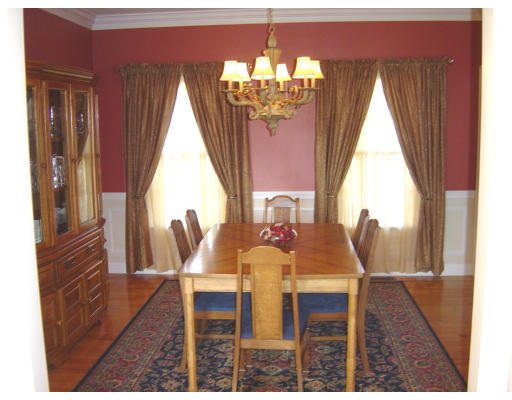 16 Old Upton Road Grafton, MA 01519 - Photo 9 of 30 Gallery Image 9