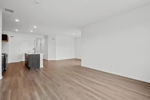 $389,990 | 7466 East 116th Place, Winfield, IN 46307