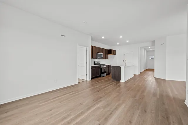 $389,990 | 7466 East 116th Place, Winfield, IN 46307