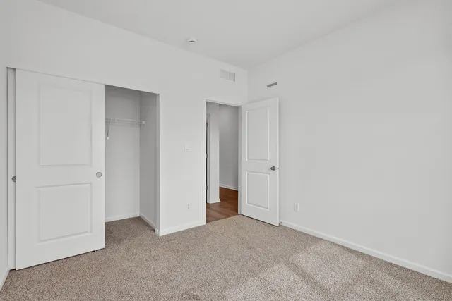 $389,990 | 7466 East 116th Place, Winfield, IN 46307