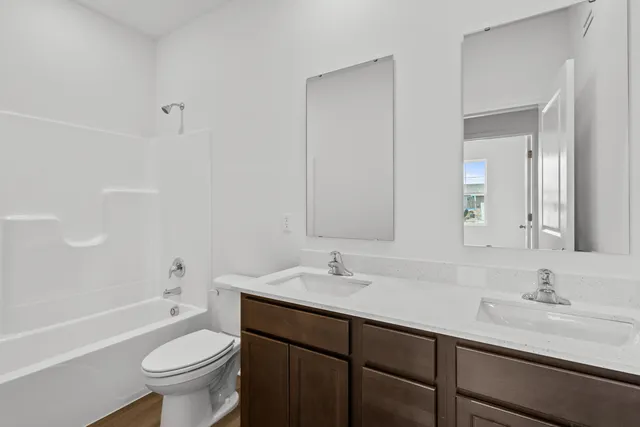 $389,990 | 7466 East 116th Place, Winfield, IN 46307