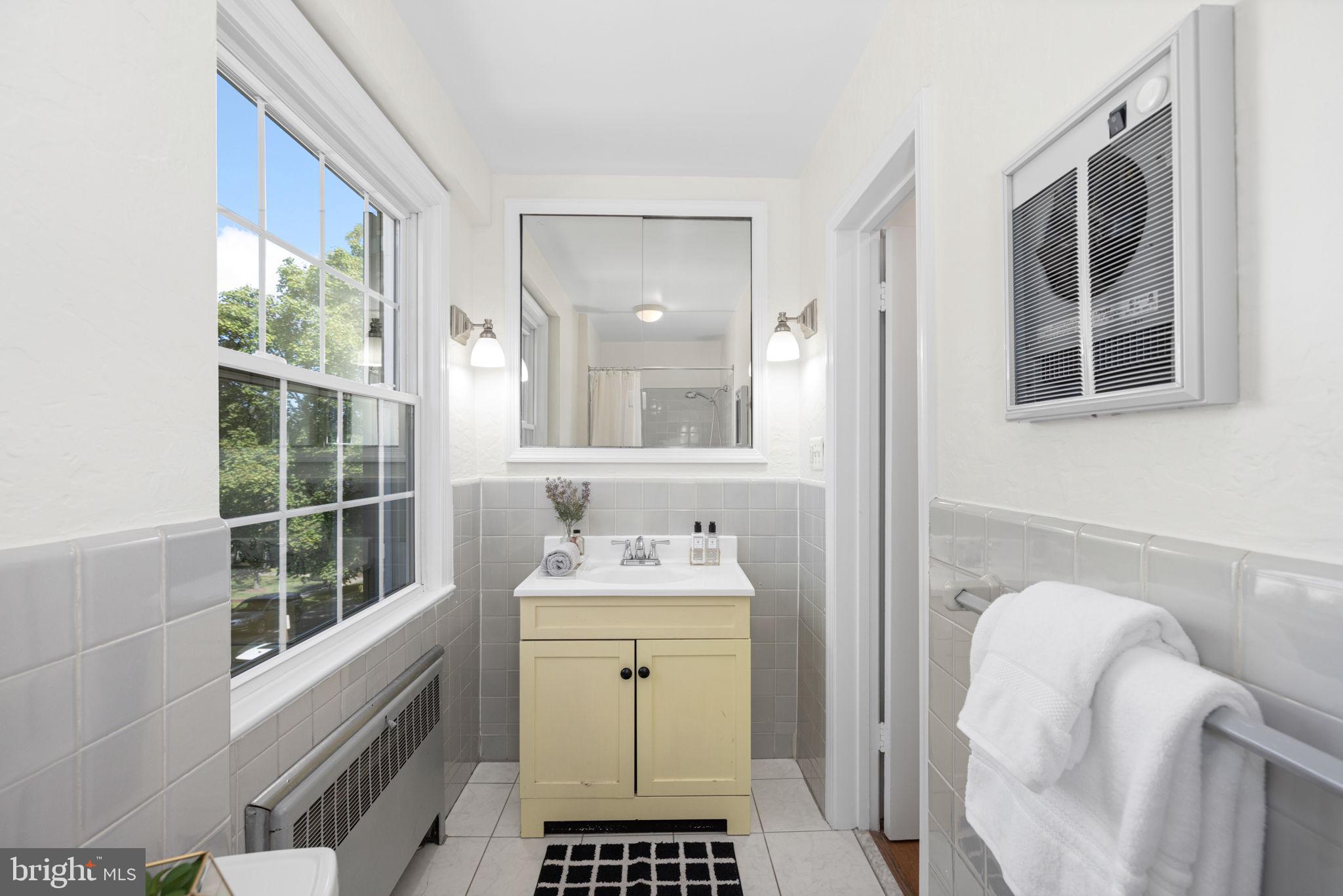 3636 Appleton Street Northwest Washington, DC 20008 - Photo 22 of 48 Primary Bath