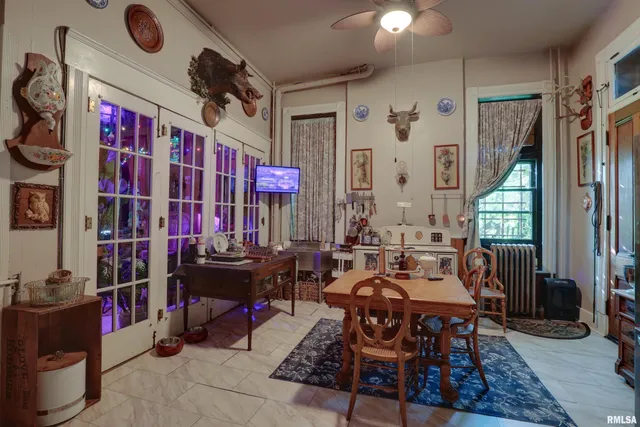 $275,000 | 601 Spring Street, Quincy, IL 62301