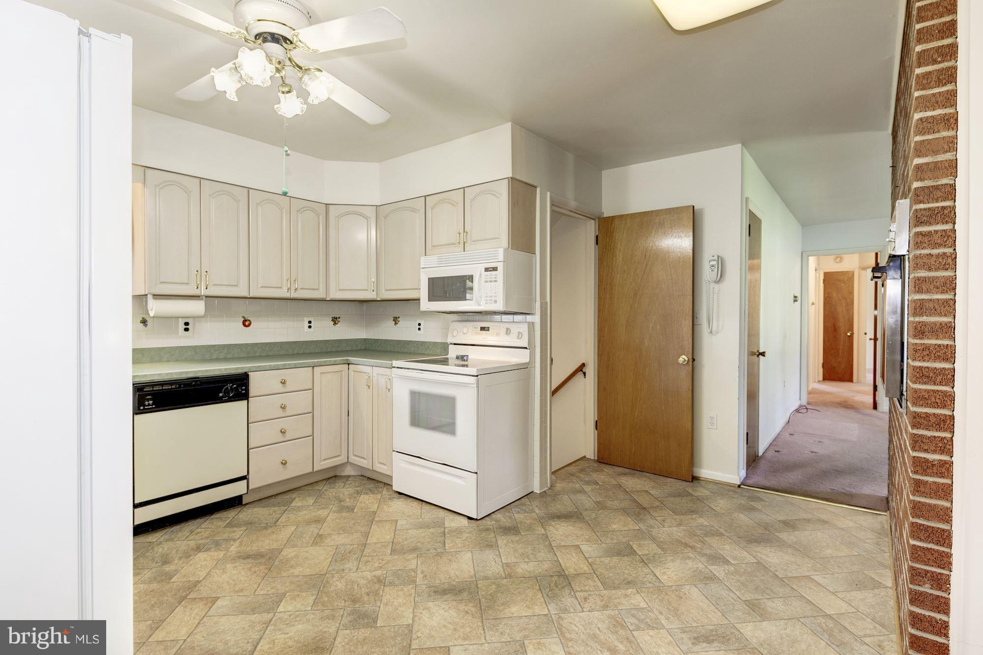908 Monte Avenue Fallston, MD 21047 - Photo 13 of 24 Kitchen