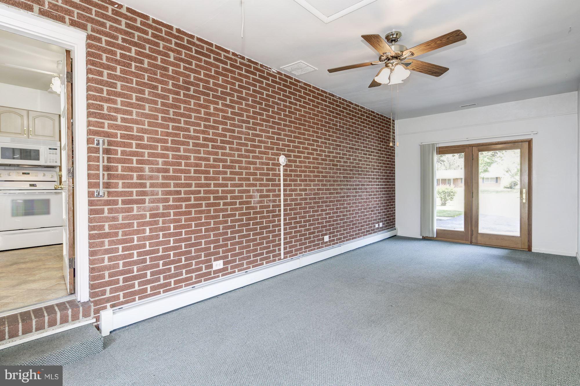 908 Monte Avenue Fallston, MD 21047 - Photo 15 of 24 Breezeway