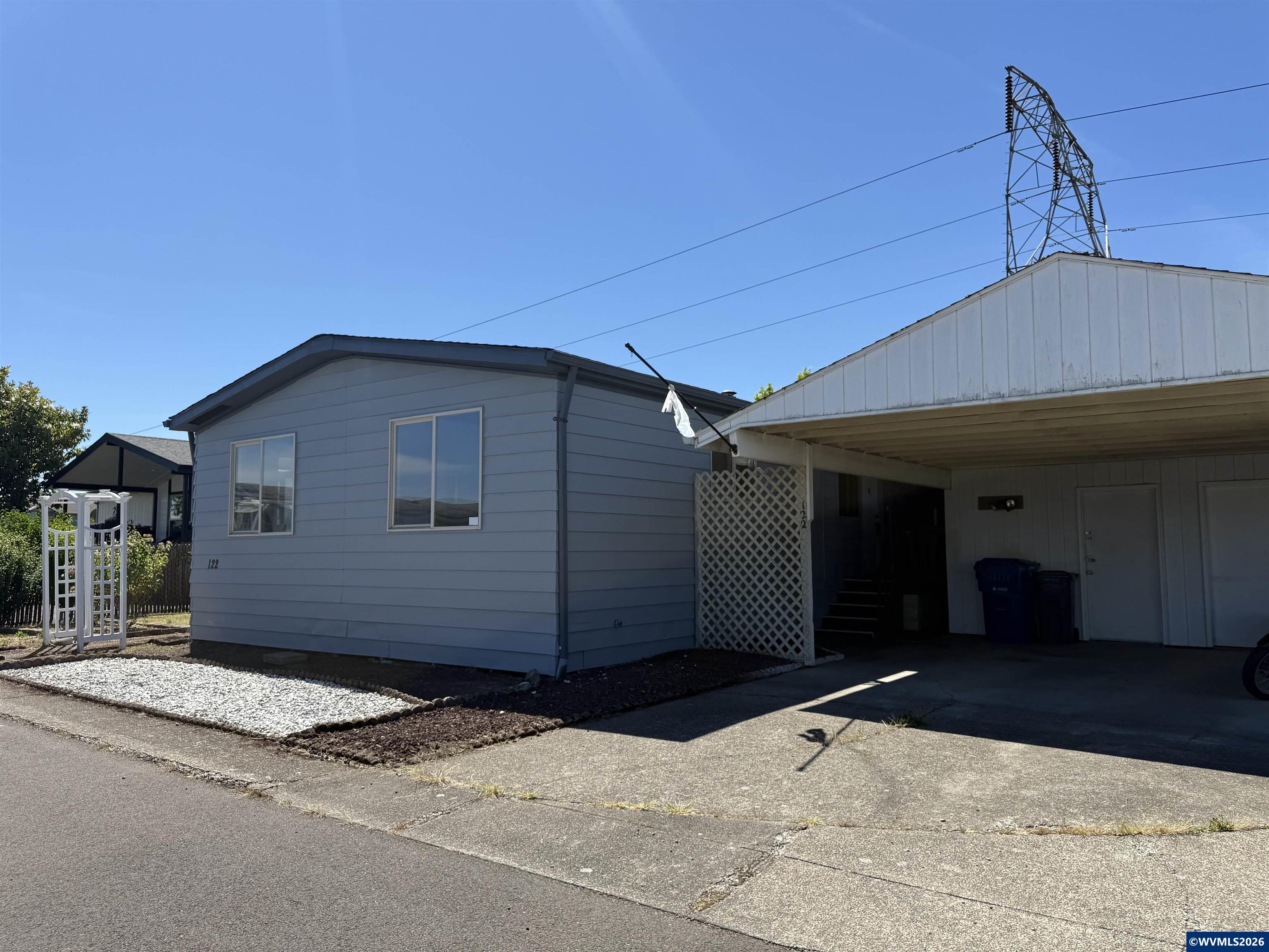 5422 Portland Road Northeast, Unit 122 Salem, OR 97305 - Photo 1 of 28