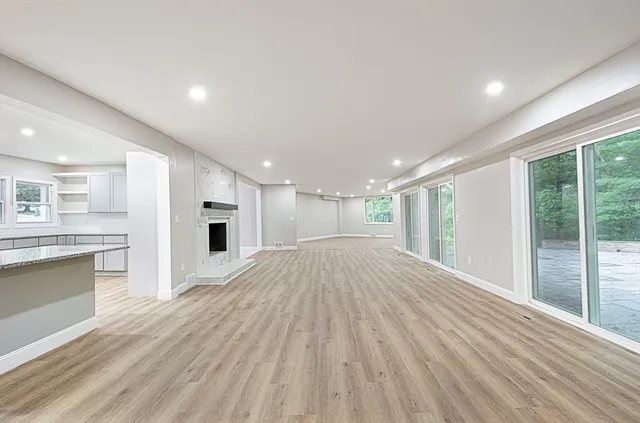 $765,000 | 32 Aylesbury Road, Worcester, MA 01609